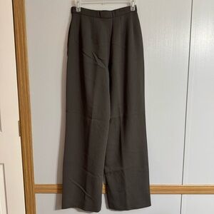 Giorgio Armani Le Collezioni Wool Trousers in Gray Size 4